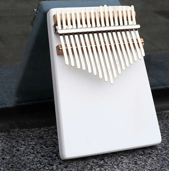 Thumb Piano Kalimba 17 Sounds - SensoryFun.com