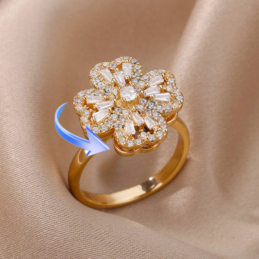 Copper Micro-Inlaid 360° Rotatable Four-leaf Clover Ring Personalized Design